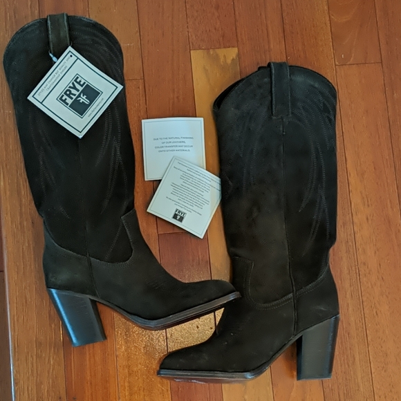 Frye Shoes - Frye Iliana Pull on Western Style Boots New 6